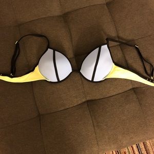 Victoria’s Secret Bikini Top